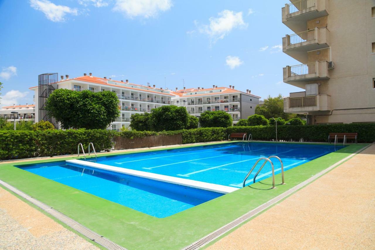 Uhc Pino Alto Apartments Salou Exterior photo